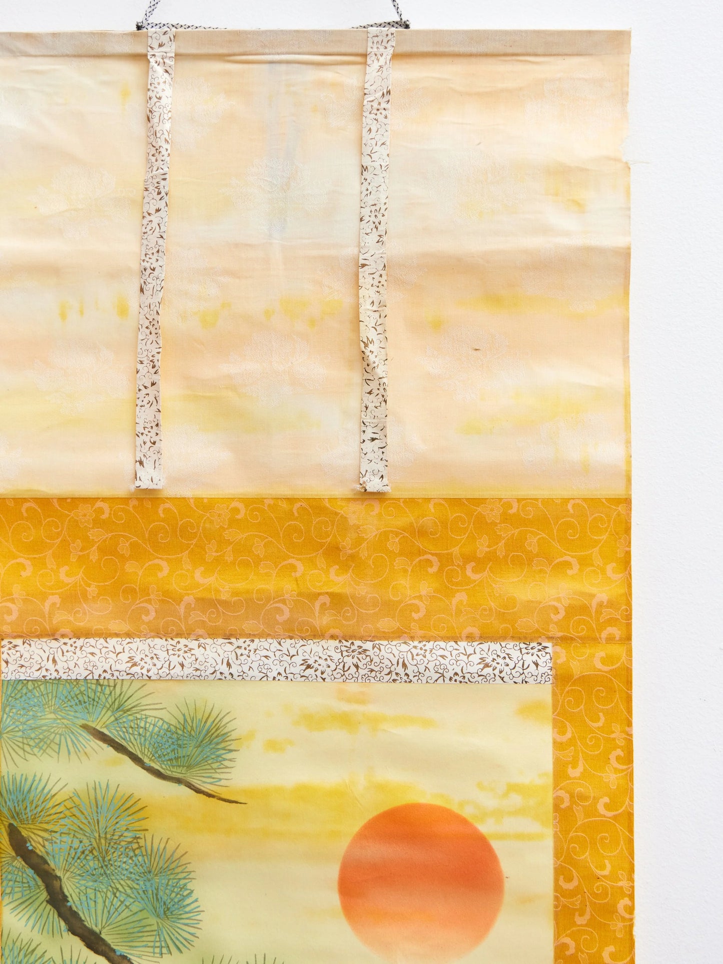 Crane hanging scroll