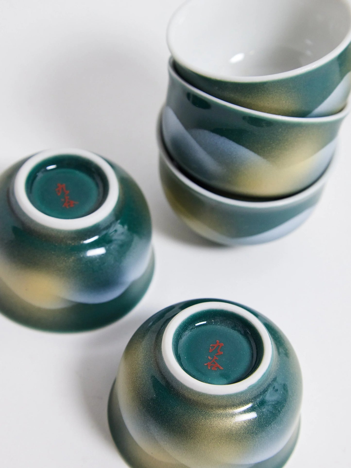 Kutani sake set
