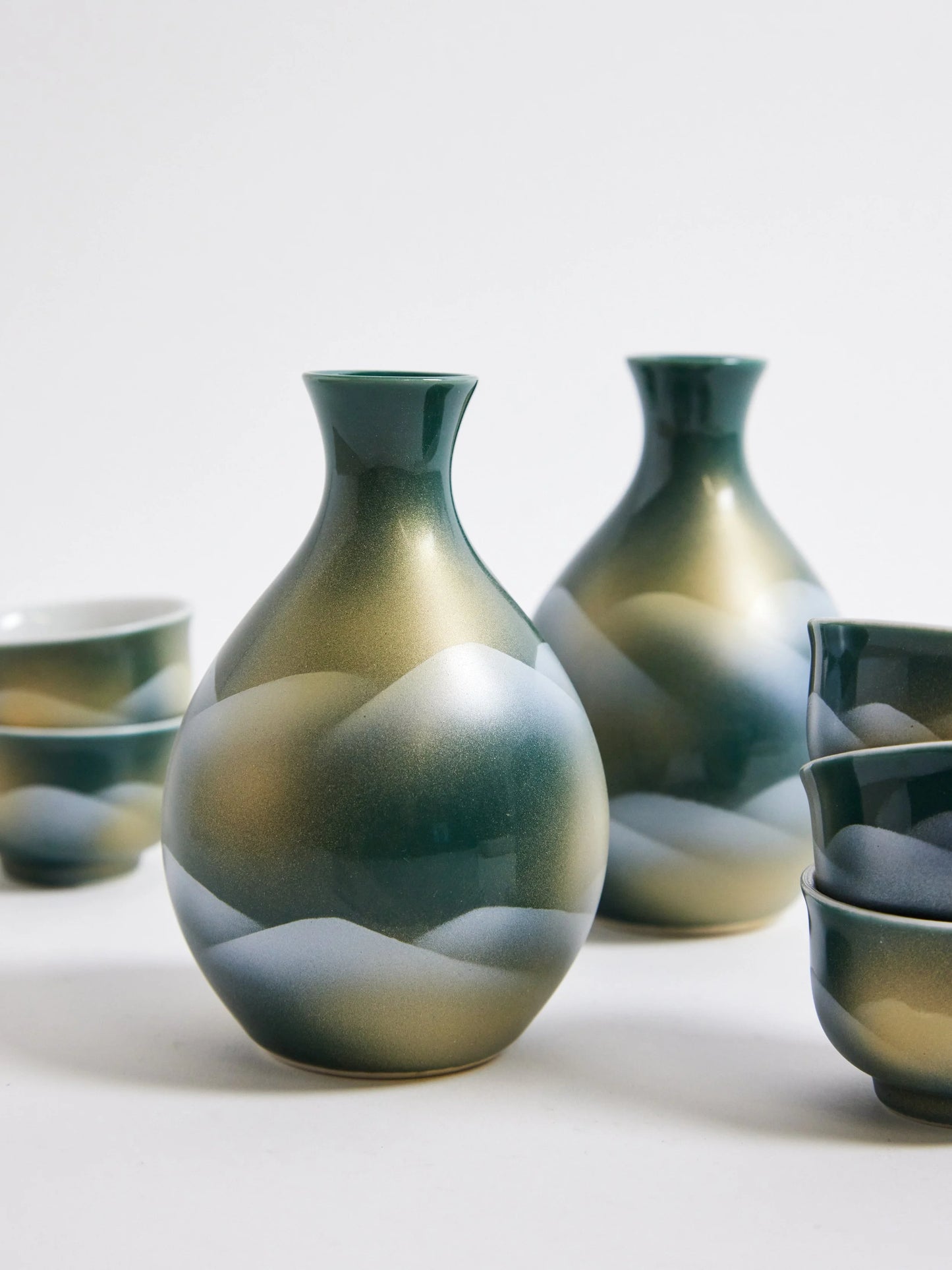 Kutani sake set