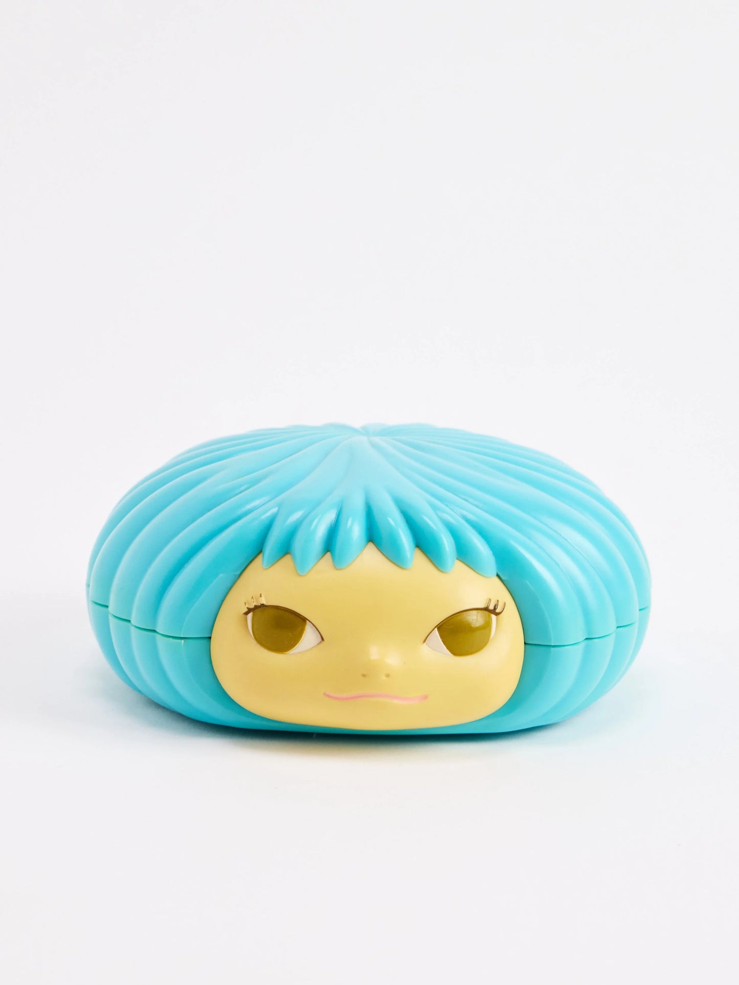 Yoshitomo Nara's Gummy girl
