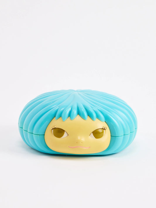 Yoshitomo Nara's Gummy girl