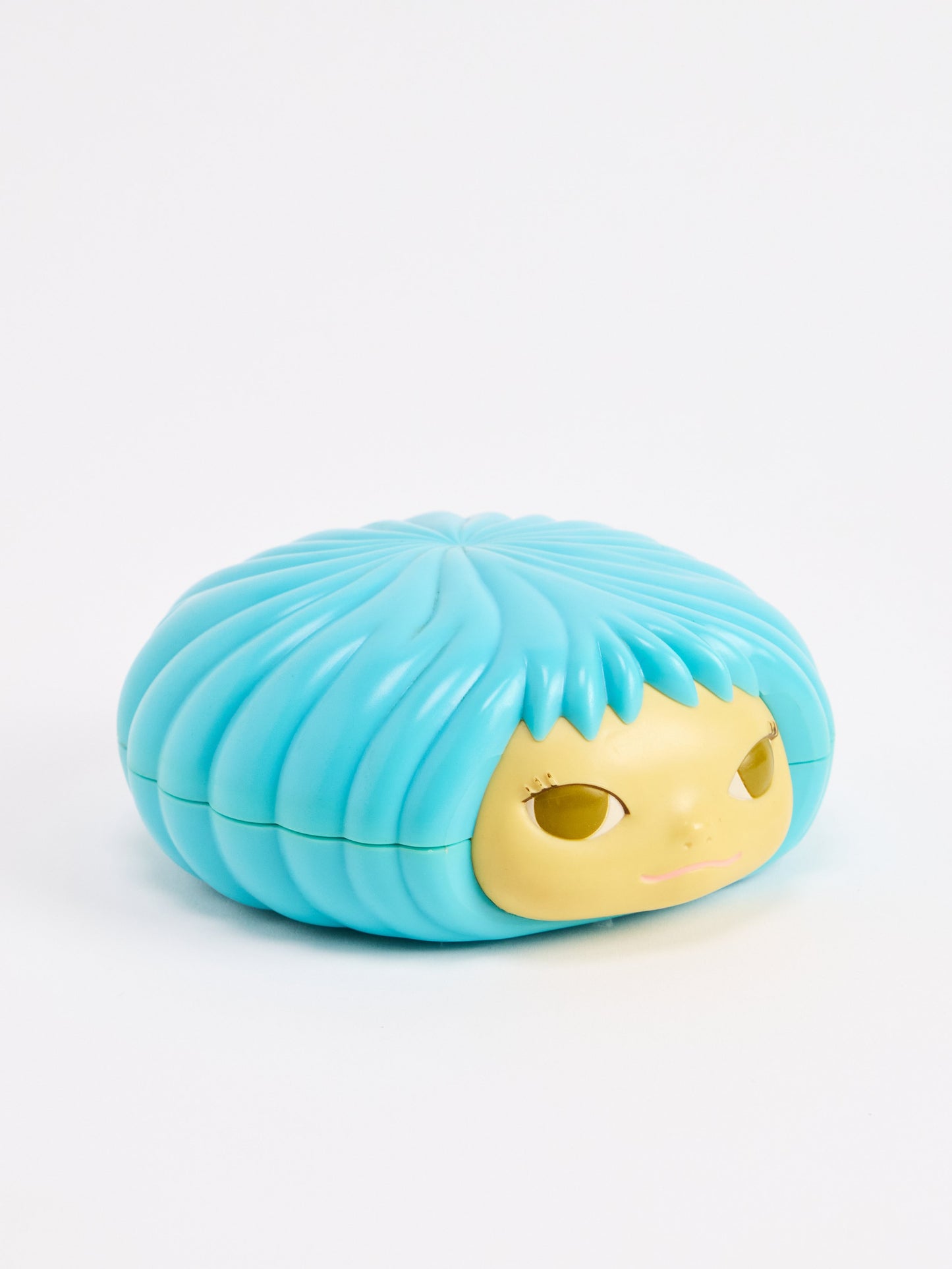Yoshitomo Nara's Gummy girl