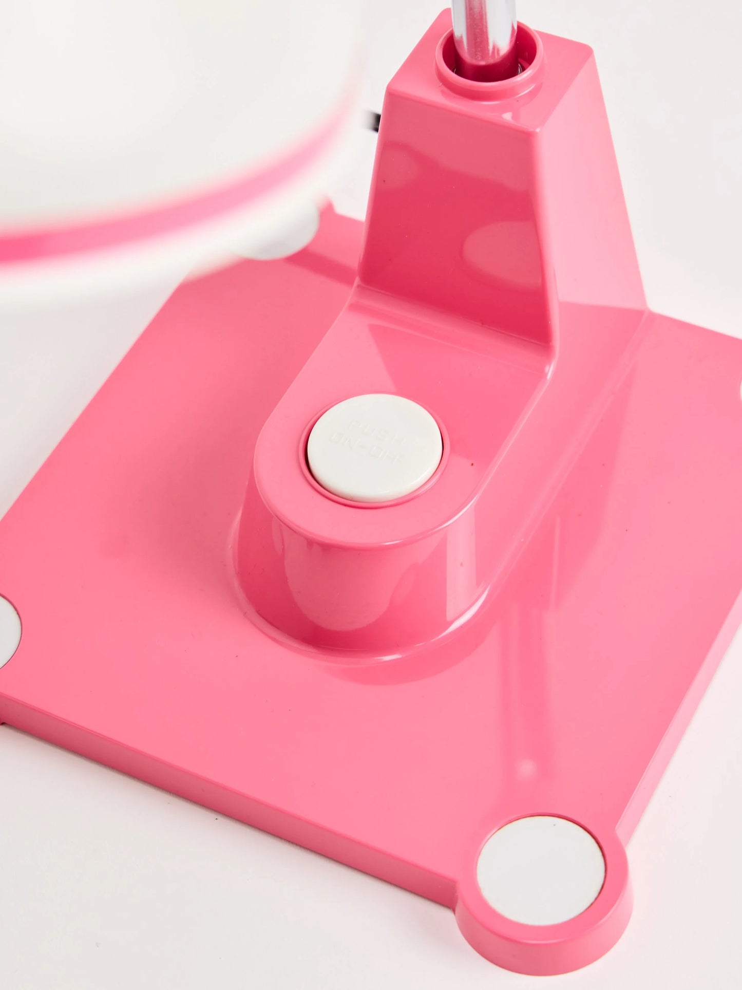 Hikari Lighting Pink Lamp