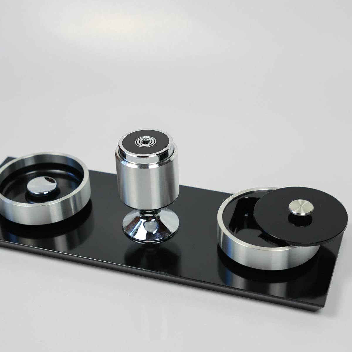 Maruman Harmony Piezo Electric Table Lighter & Smoking Set