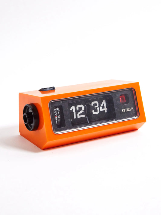 Orange retro flip clock