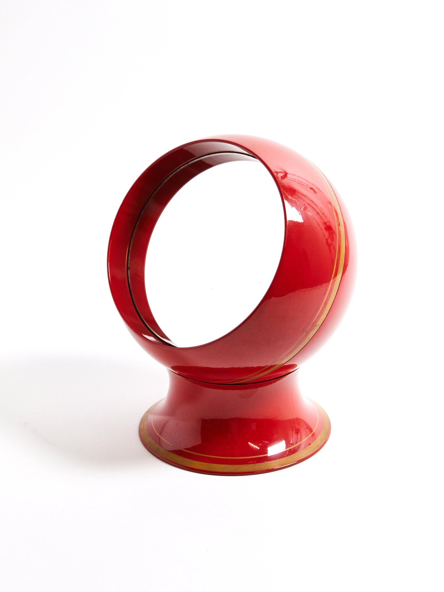 Urushi mirror and base