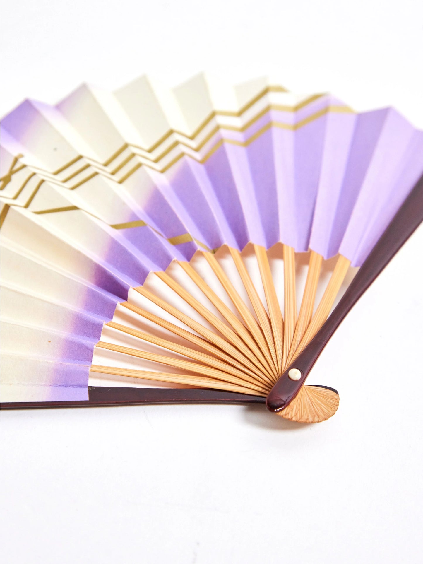 Lacquer purple fan
