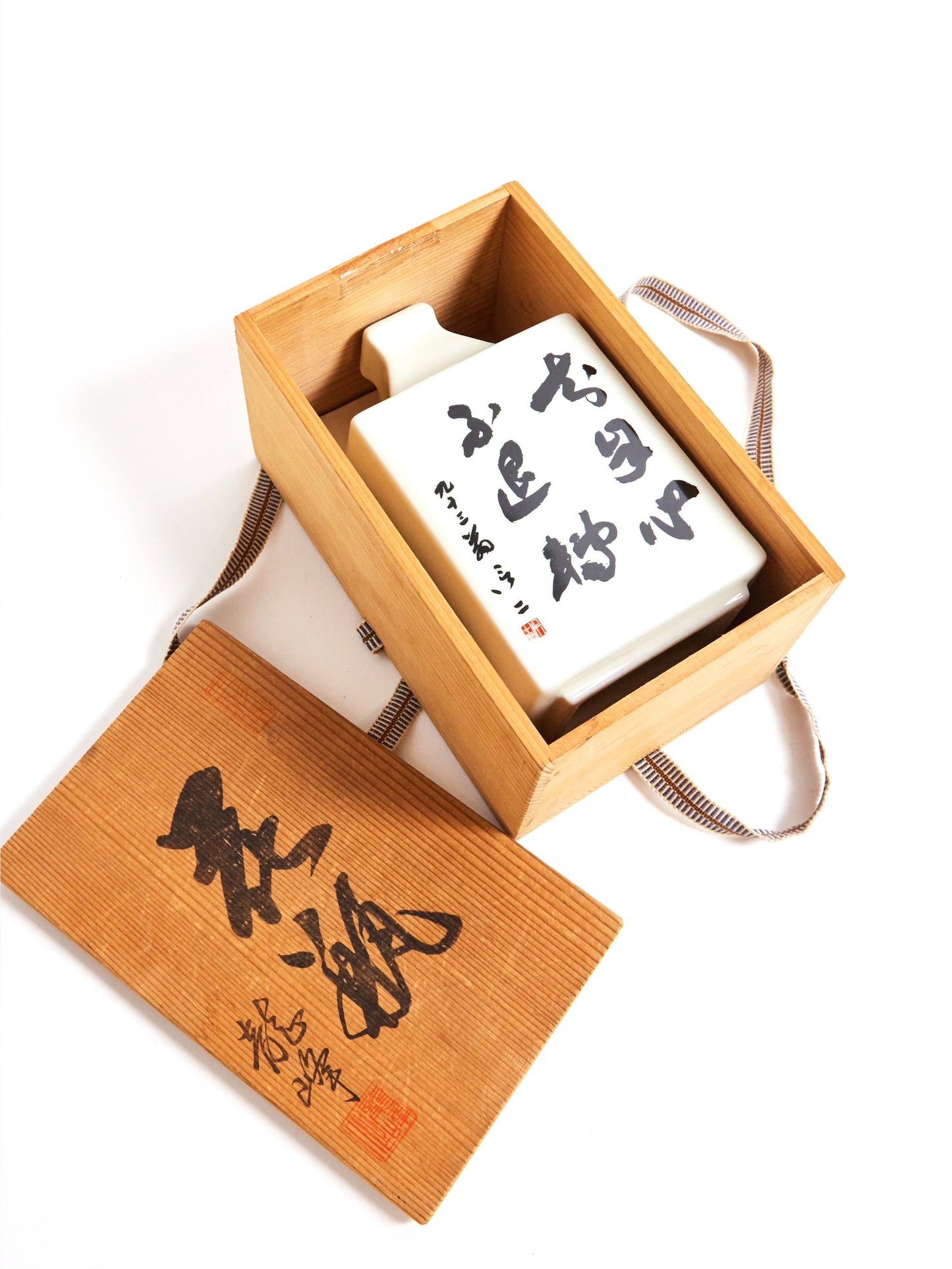 Ryuho vase